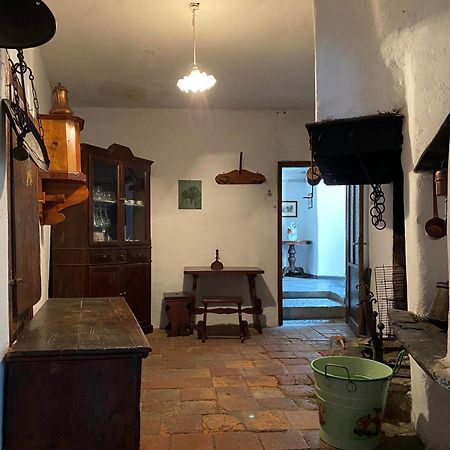 Casa Nel Centro Storico Di Borno Villa Ngoại thất bức ảnh