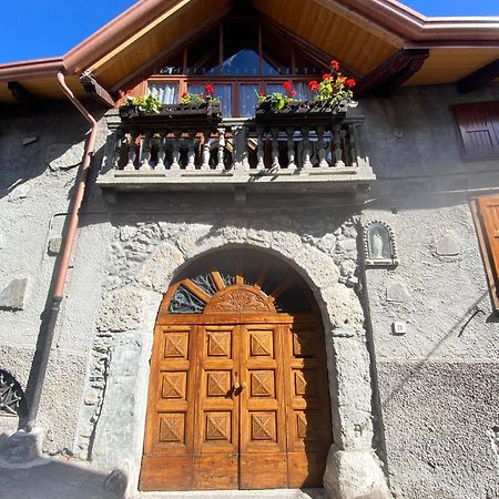 Casa Nel Centro Storico Di Borno Villa Ngoại thất bức ảnh